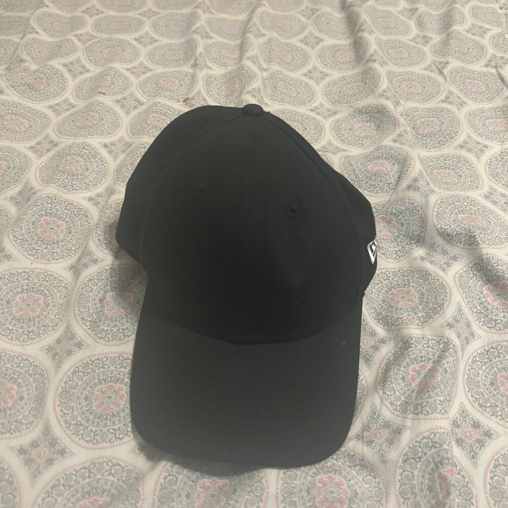 New Era Blank Essentials 9FORTY Cap